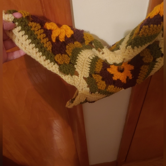 Hibuckyhandmade Furrow & Ridge Handmade Repurposed Granny Afghan Sweater - Picture 2 of 7